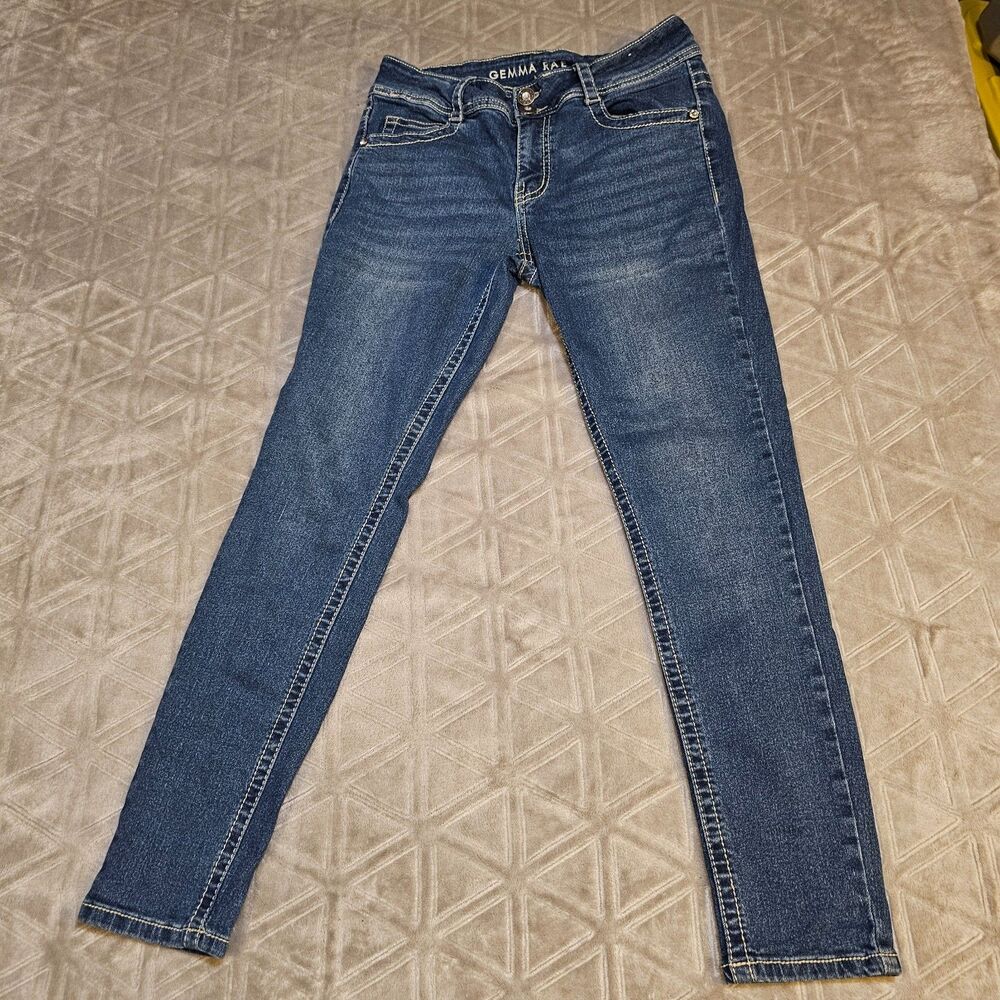 Gemma Rae Women’s Straight Blue Denim Jeans Embroidered Rhinestone Pockets
